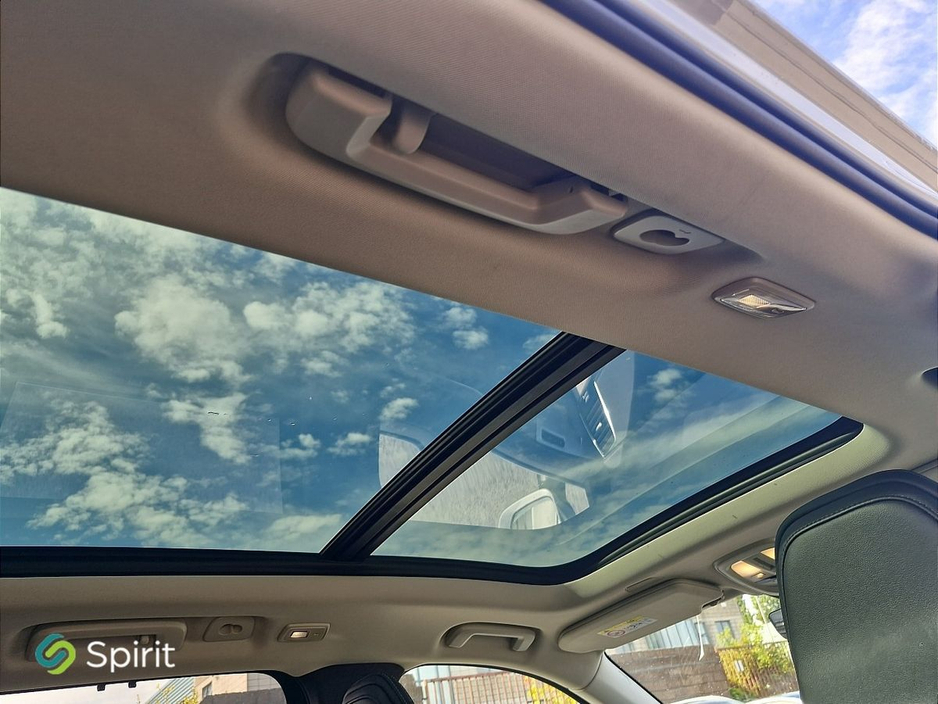 2024 Volvo XC90 T8 "Plug In Hybrid" AWD, Ultimate (Bright Theme) Full Nappa Leather, Heated & Ventilated Seats, Sunroof, Adaptive Cruise Control with Pilot Assist, Heads Up Drivers Display, 22inc Alloys, B&W Sound, A €76,950