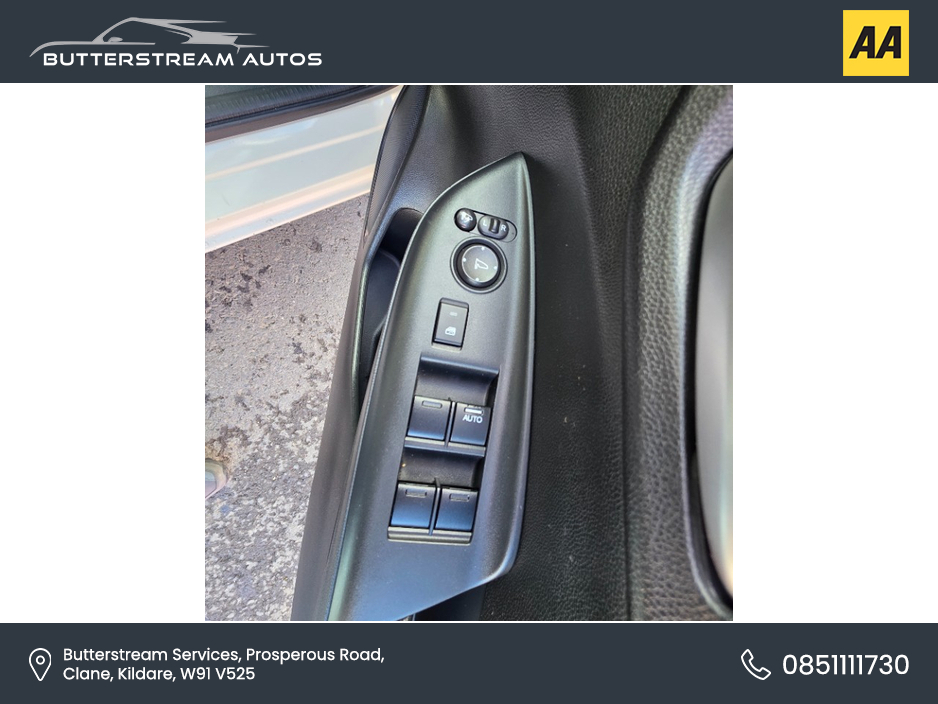 2016 Honda Fit - image 15