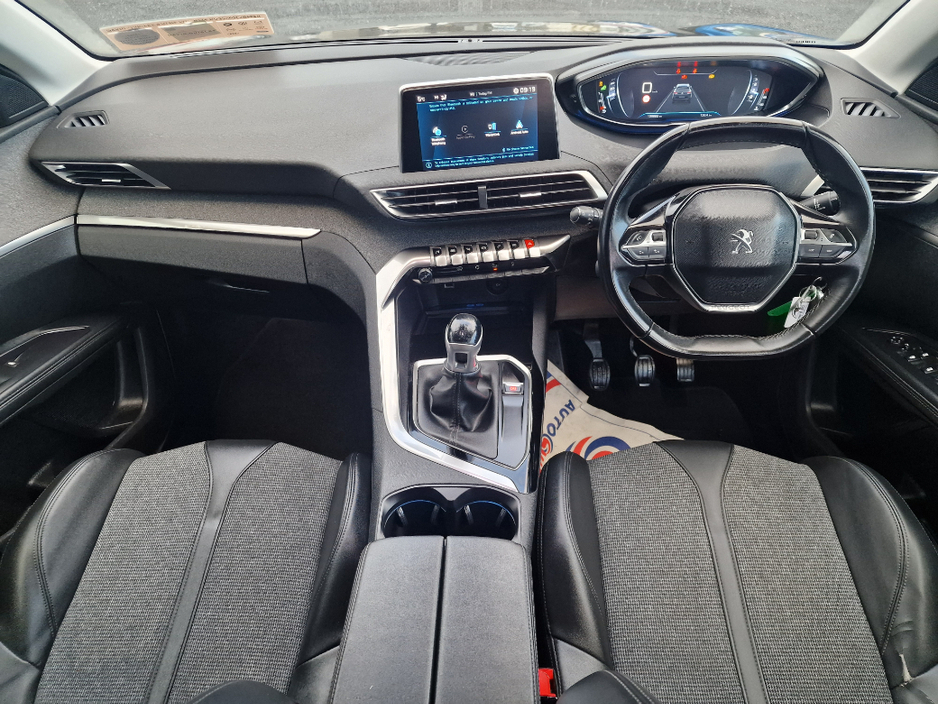 2019 Peugeot 5008 Allure 7SEATS 1.5 Blue HDI 130 4D €20,950