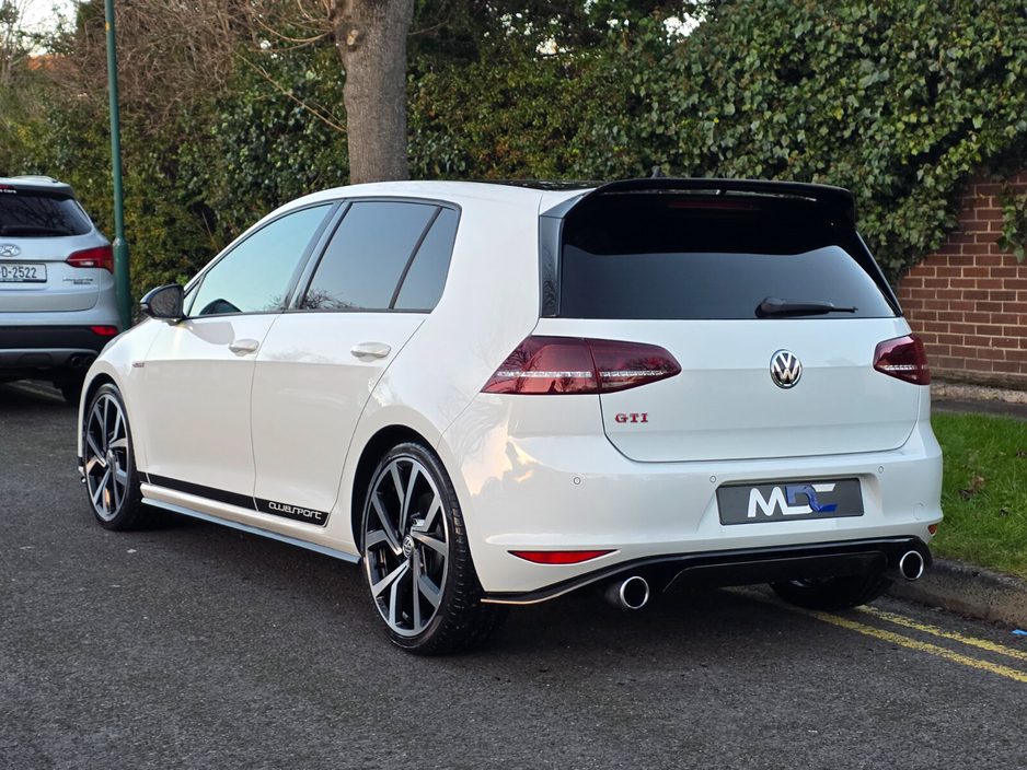 2016 Volkswagen Golf GTI CLUBSPORT 2.0TSI DSG 5DR 265HP €30,995