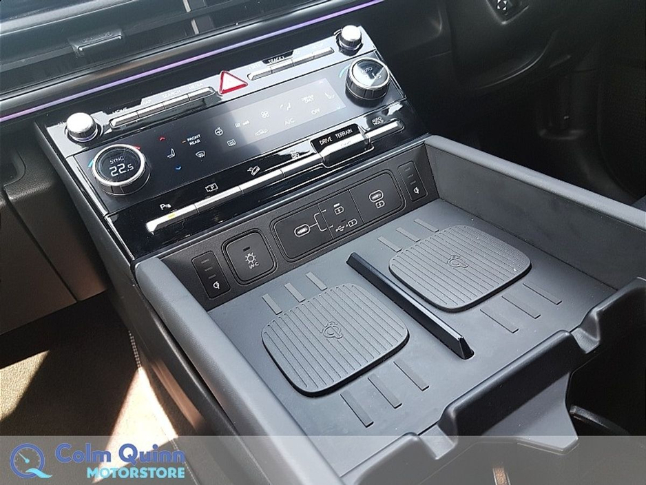 2024 Hyundai Santa Fe - image 13