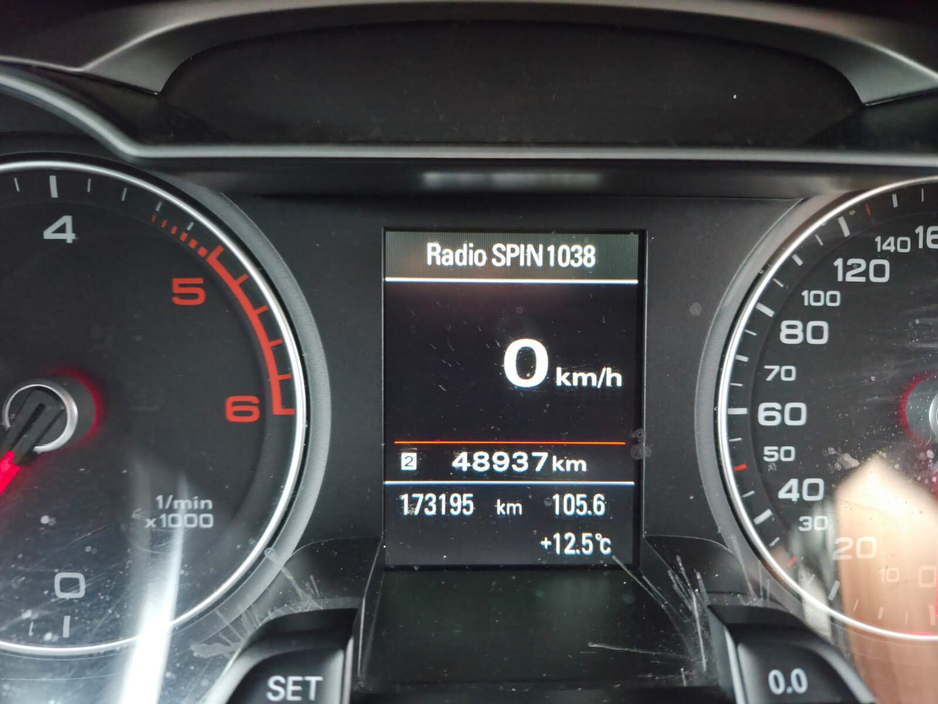 2015 Audi A4 - image 21