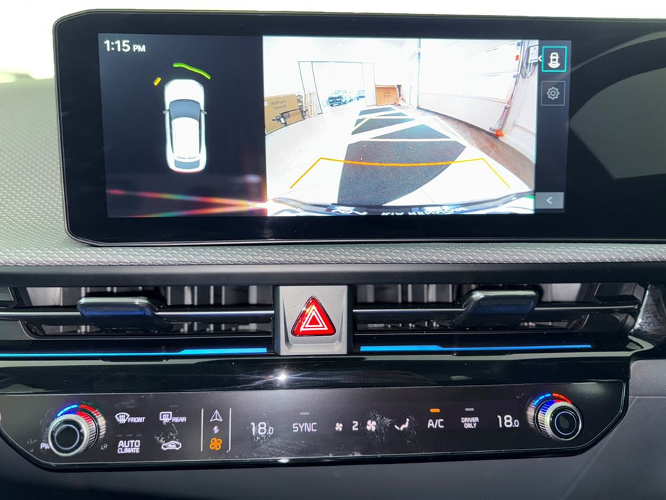 2025 Kia EV6 - image 8