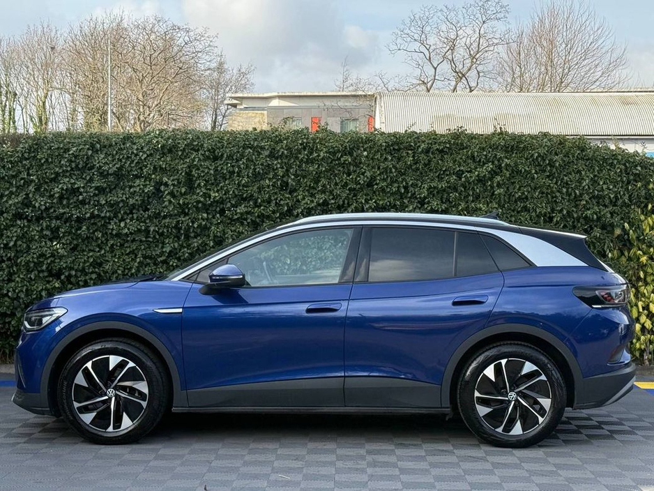 2023 Volkswagen ID.4 - image 4