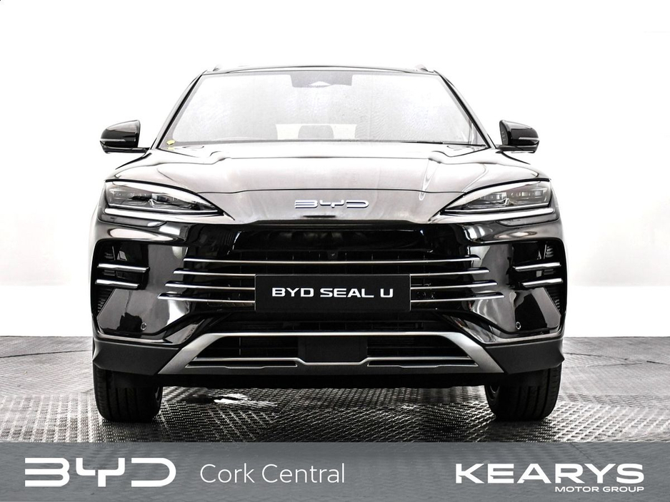 2025 BYD Seal U DM-i BOOST FWD DEMO MODEL €39,990