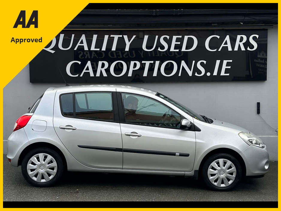 2010 Renault Clio 3 1.2 16V ROYALE ECO// €4,950
