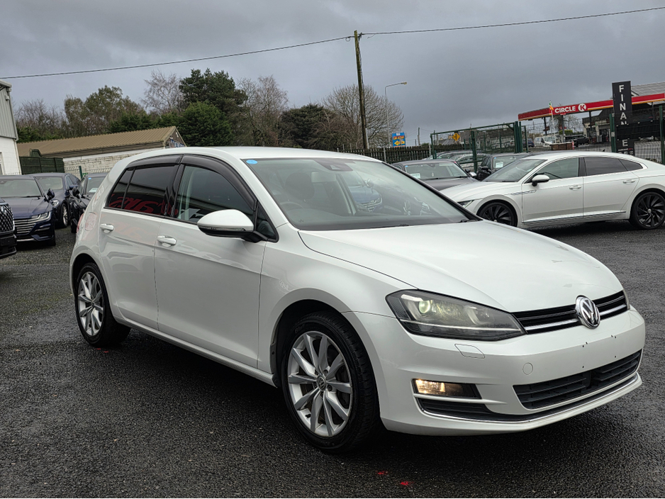 2016 Volkswagen Golf 1.4 TSI HIGHLINE EDITION PRIVACY GLASS REVERSE CAMERA - SIMI DEALER - LOW ROAD TAX BAND €15,750
