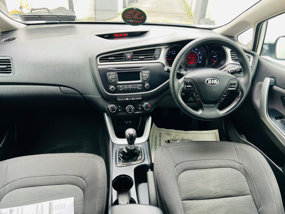 2016 Kia Ceed - image 5