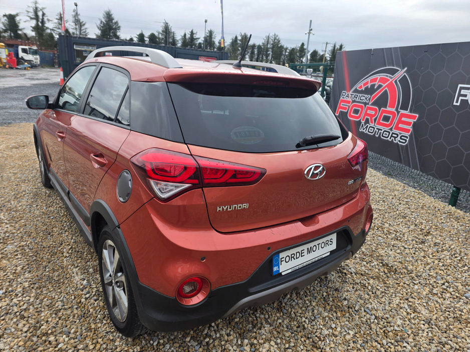 2017 Hyundai i20 - image 3