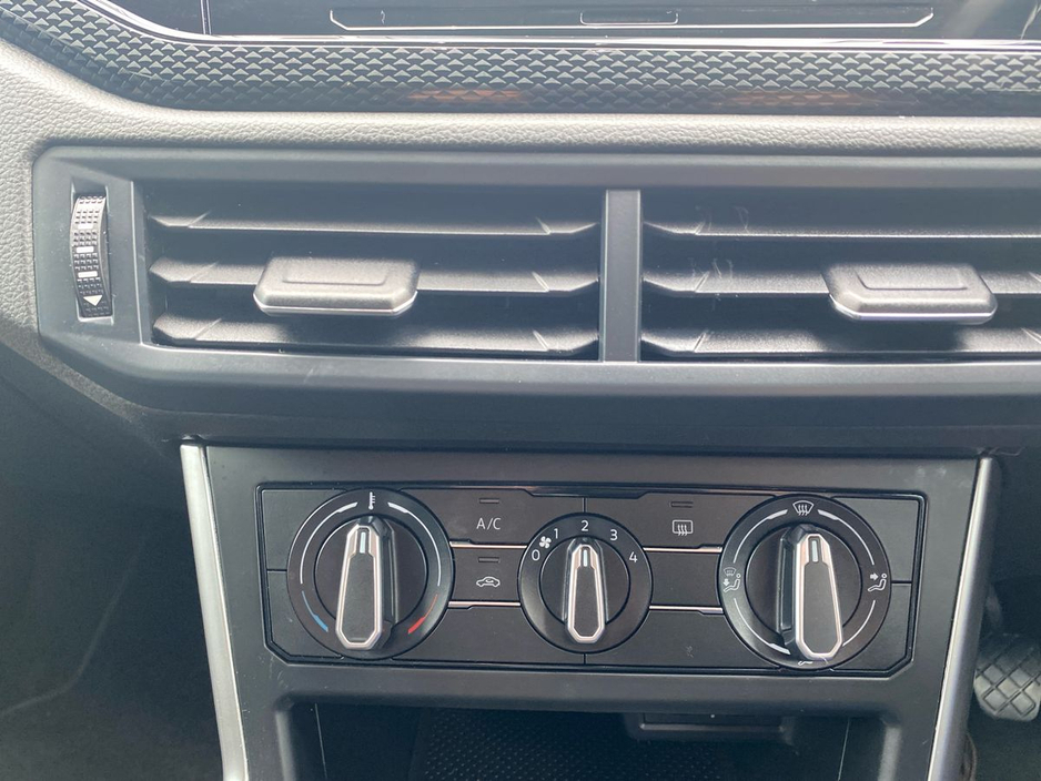 2022 Volkswagen Taigo - image 18