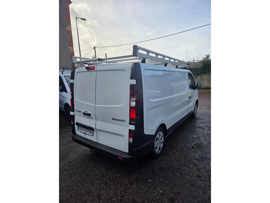2022 Renault Trafic LL30 BLUE DCI 130 BUSIN BUSINESS PAN €18,500