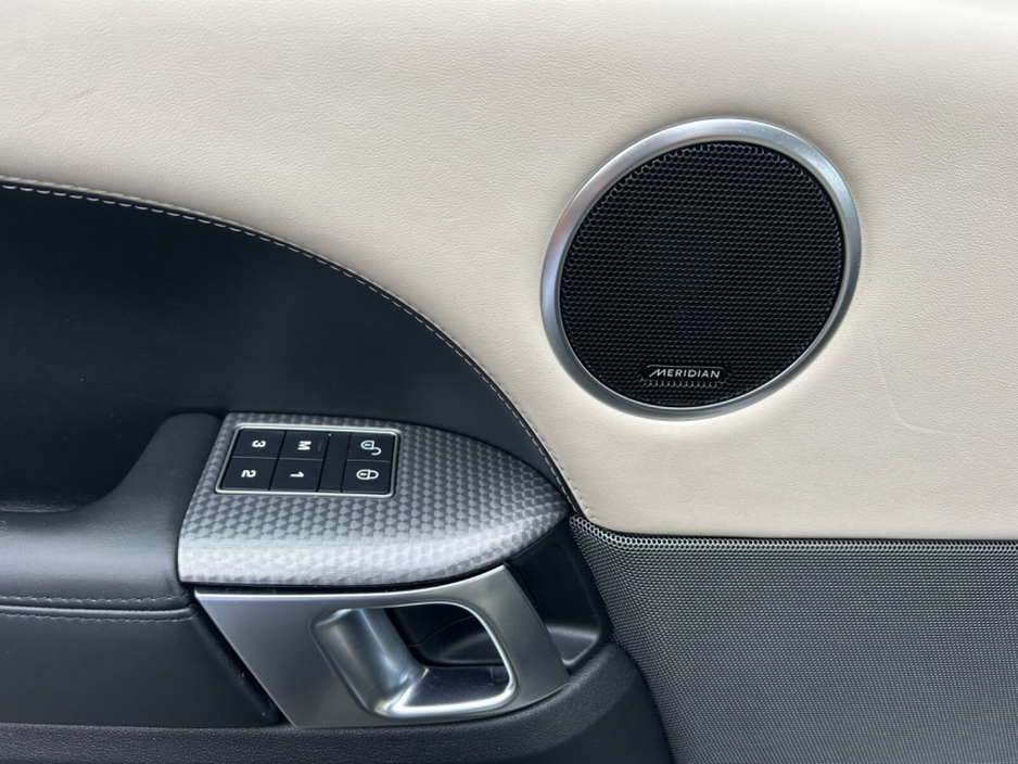 2019 Land Rover Range Rover 2.0 Si4 PHEV Vogue Auto €37,850