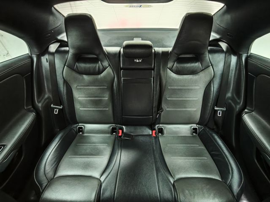 2022 Mercedes-Benz CLA Class - image 18