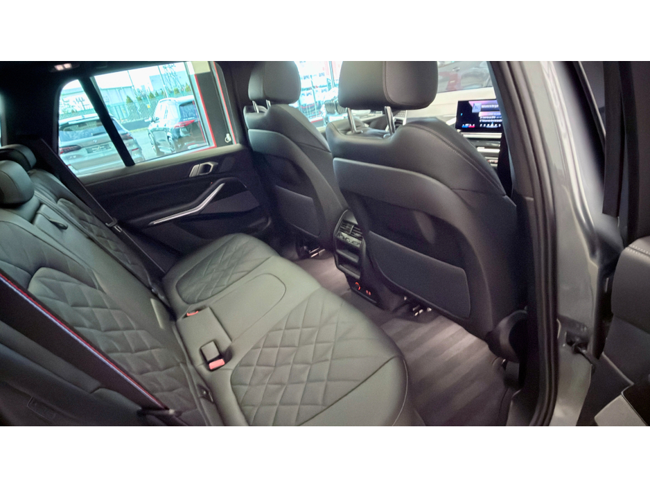 2024 BMW X5 - image 18