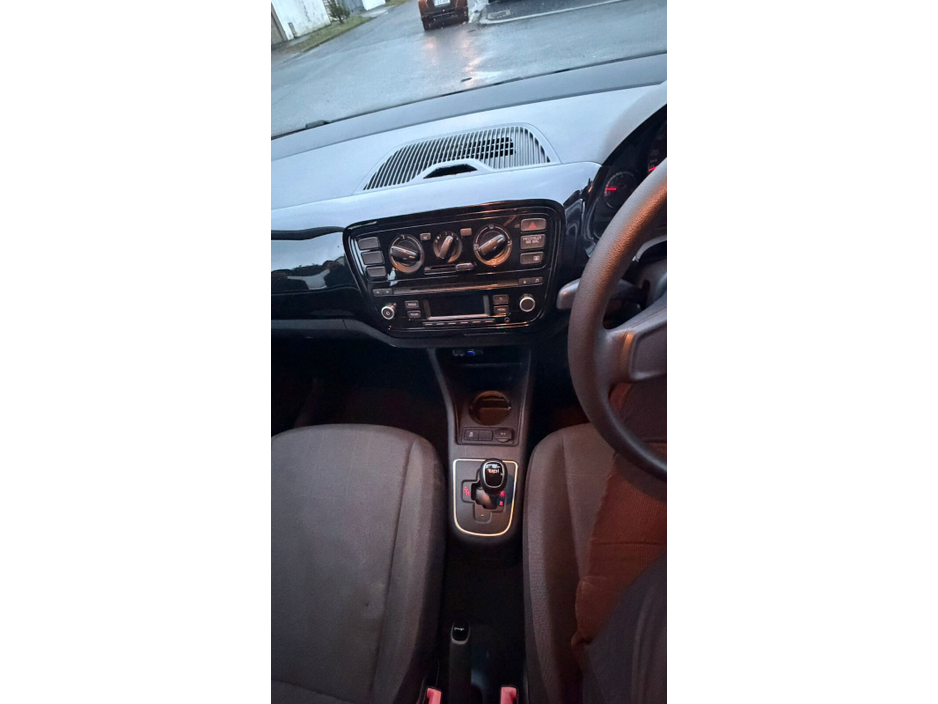 2012 Volkswagen up! 1.0 75BHP HIGH UP €7,999