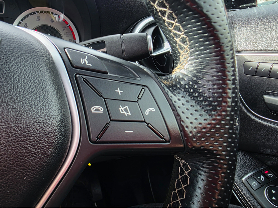 2013 Mercedes-Benz A Class - image 20