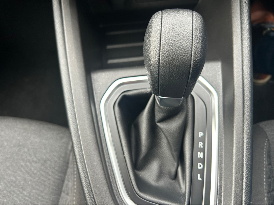 2023 Renault Clio - image 8