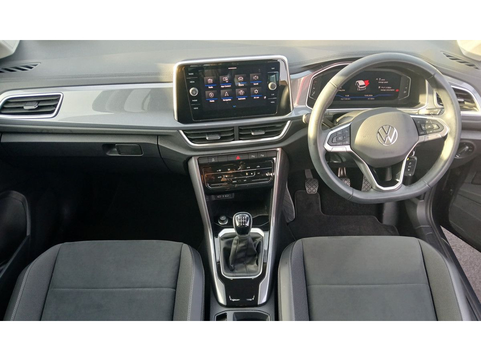 2023 Volkswagen T-Roc - image 21