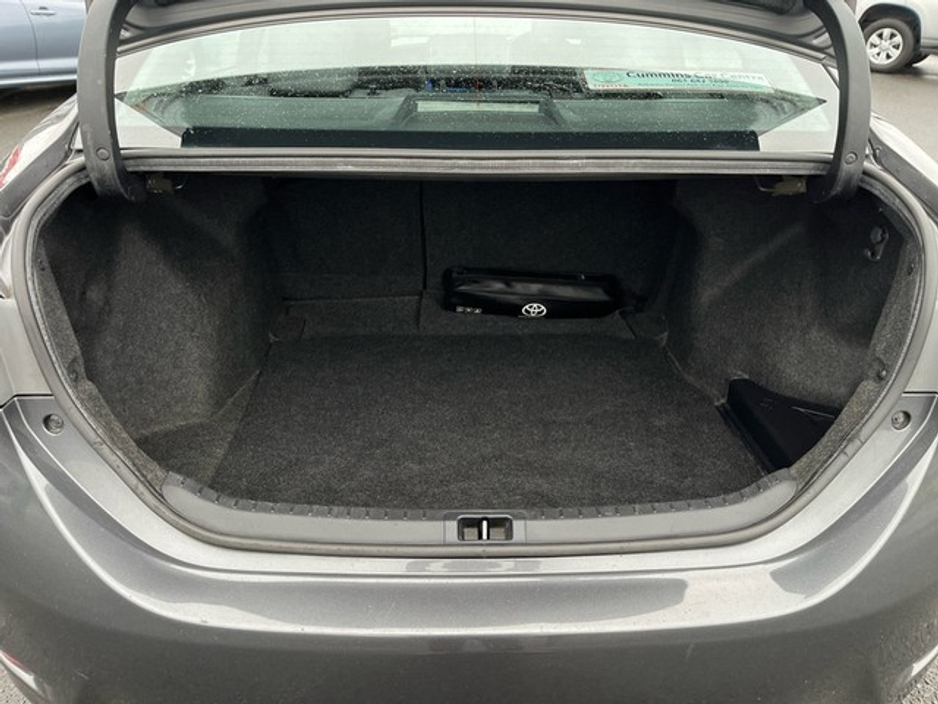 2018 Toyota Corolla - image 10