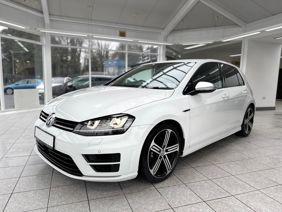 2016 Volkswagen Golf R 4MOTION 2.0 TSI AUTO €26,950