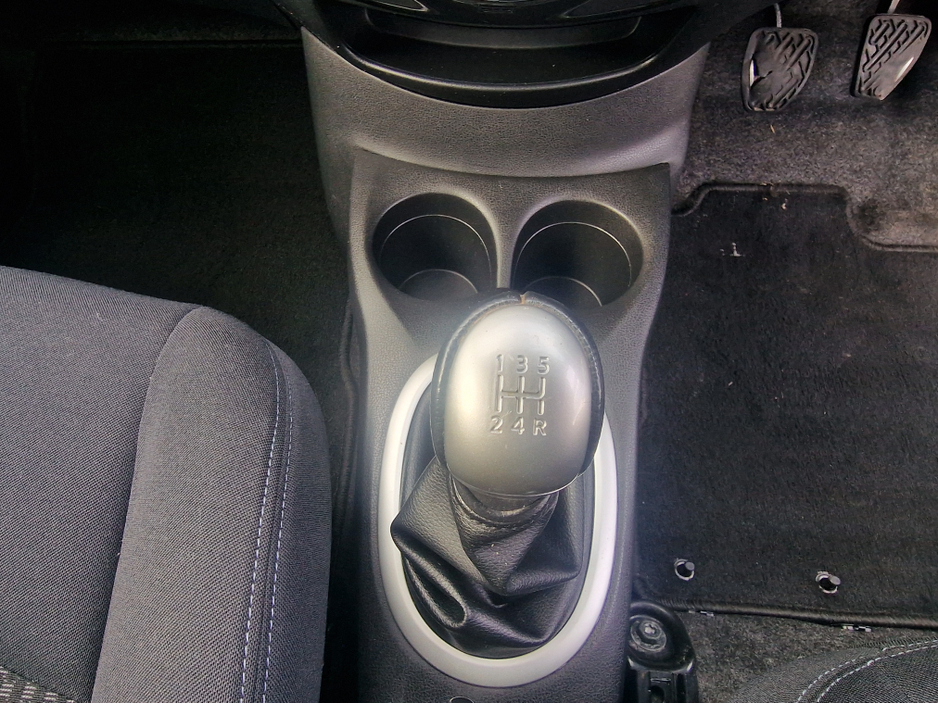 2017 Nissan Note - image 26