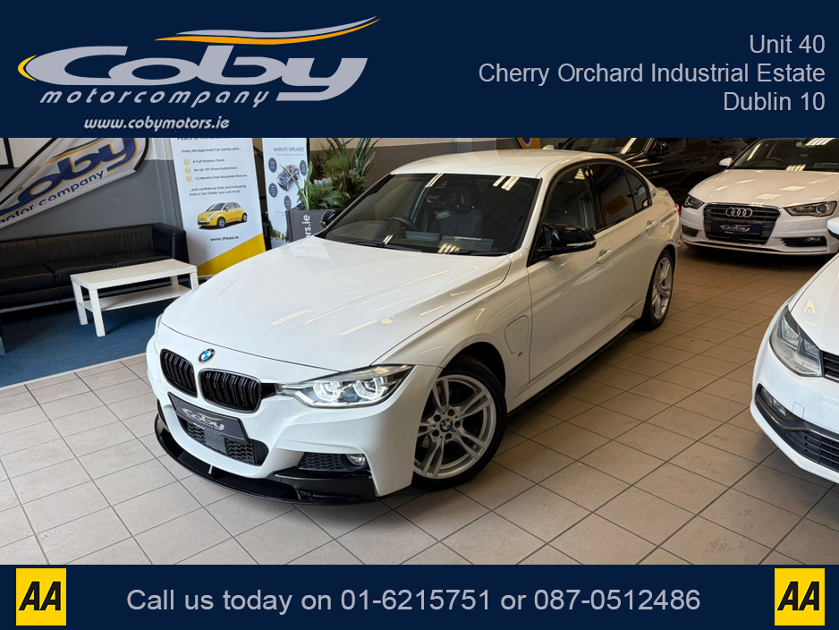 2017 BMW 3 Series - image 4