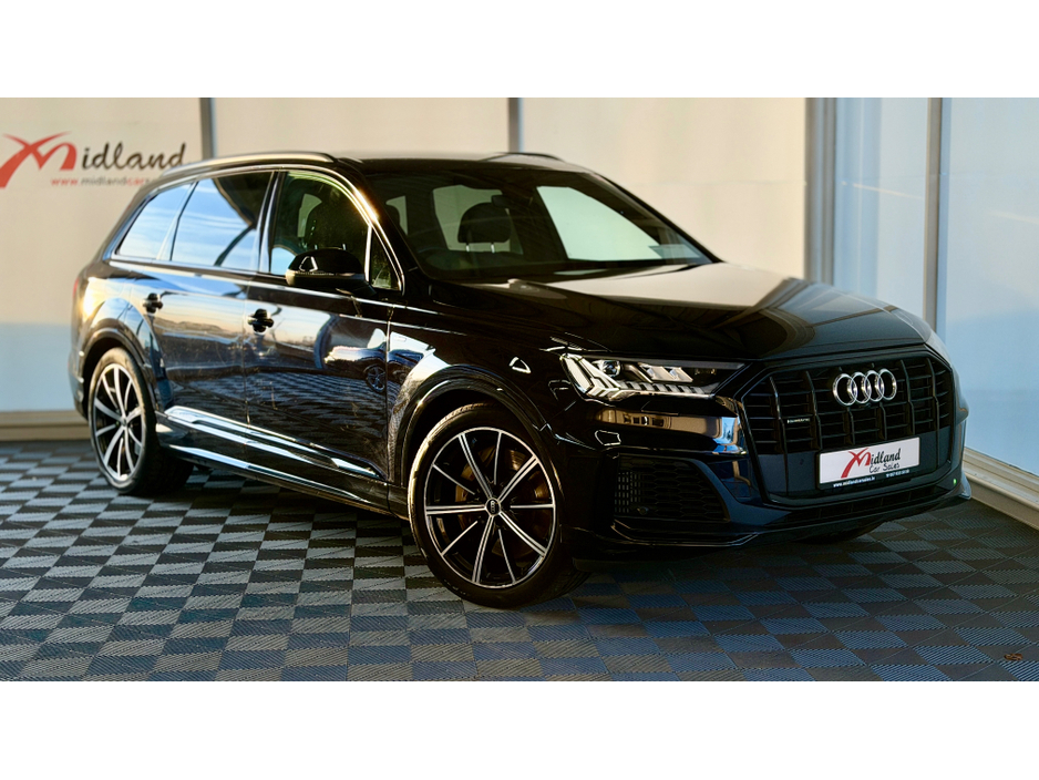 2021 Audi Q7 - image 16