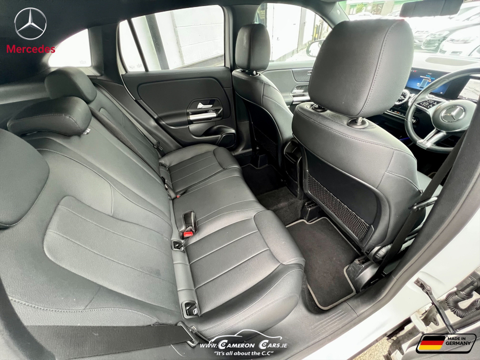 2025 Mercedes-Benz GLA Class - image 24