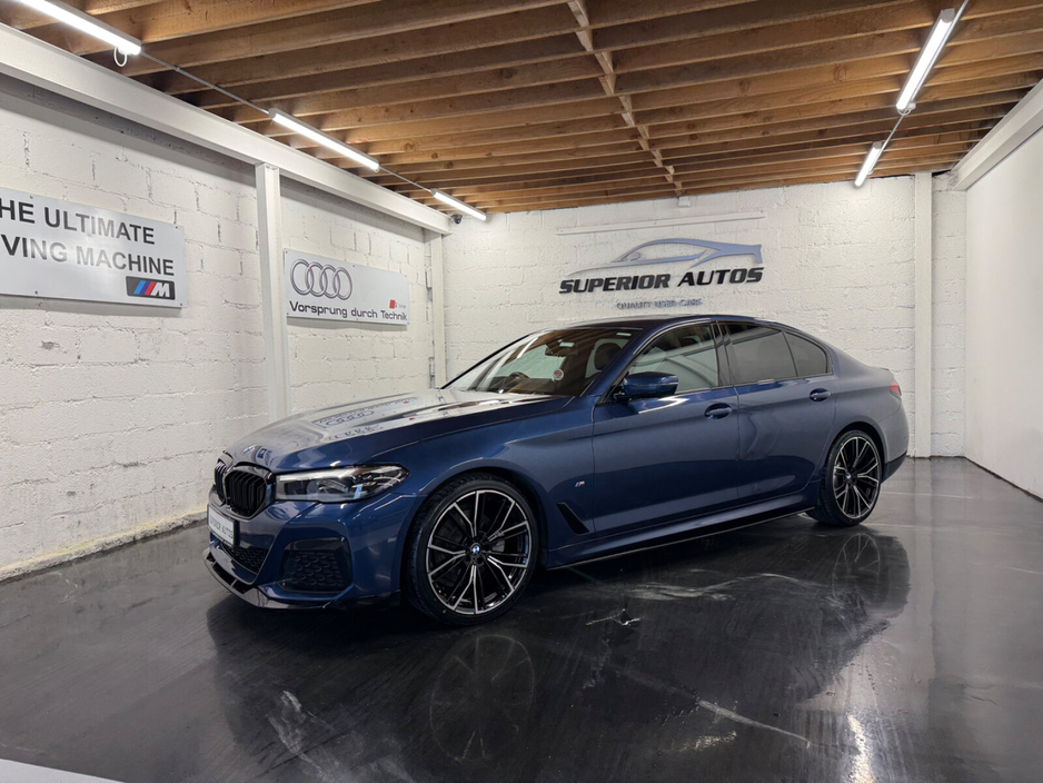 2022 BMW 5 Series - image 2