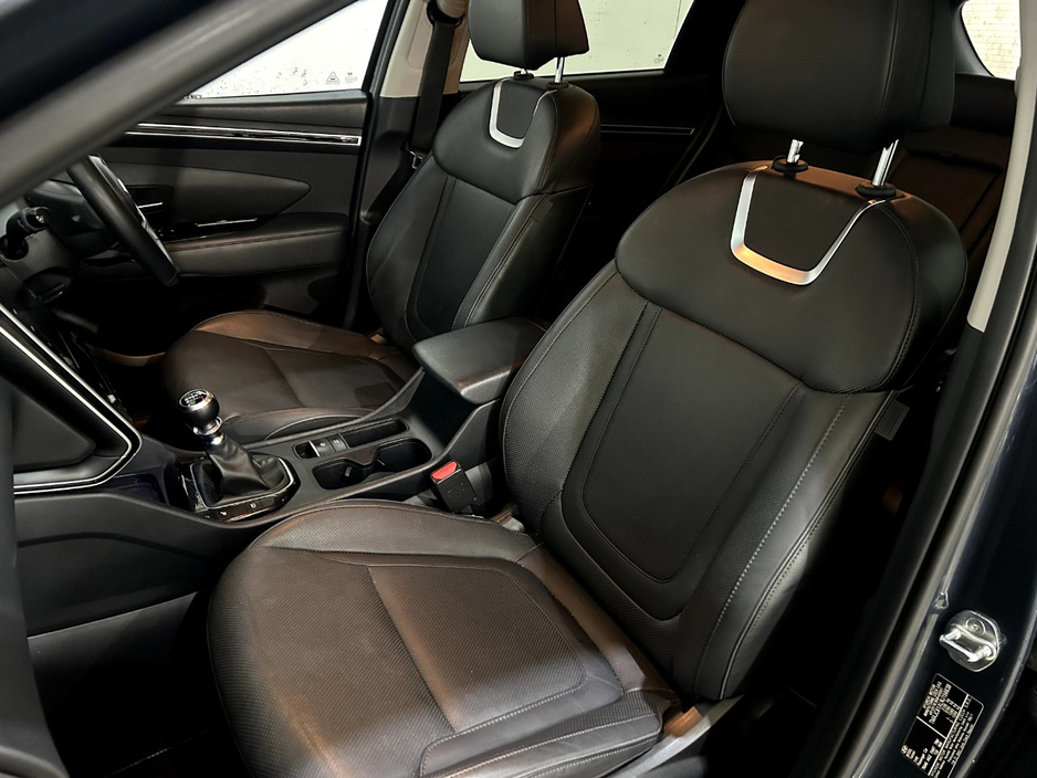 2022 Hyundai Tucson - image 8