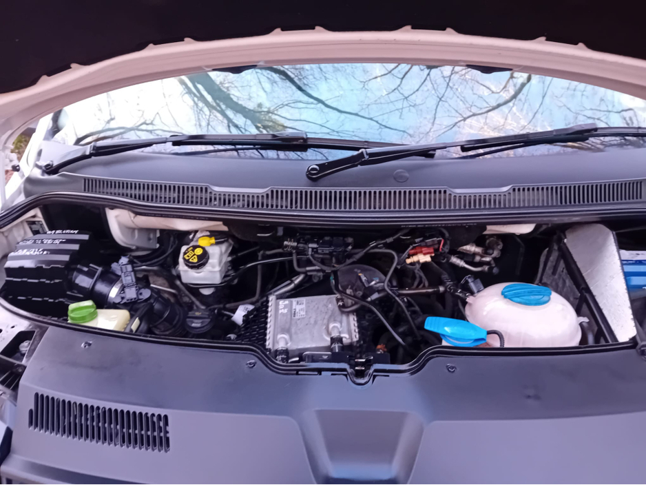 2018 Volkswagen Transporter PVL 3000KG TDI 150 T6 150 BHP 6 SPEED FWD 5DR @ REDDY2DRIVE LTD €15,850