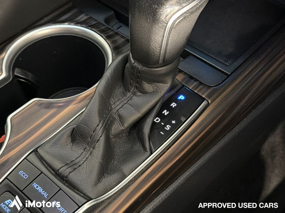 2020 Toyota Camry HYBRID AUTOMATIC €24,800