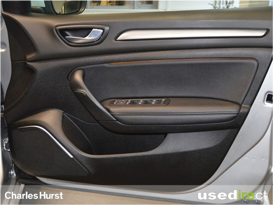 2020 Renault Megane 1.3 TCe 140 GPF Signature €12,496