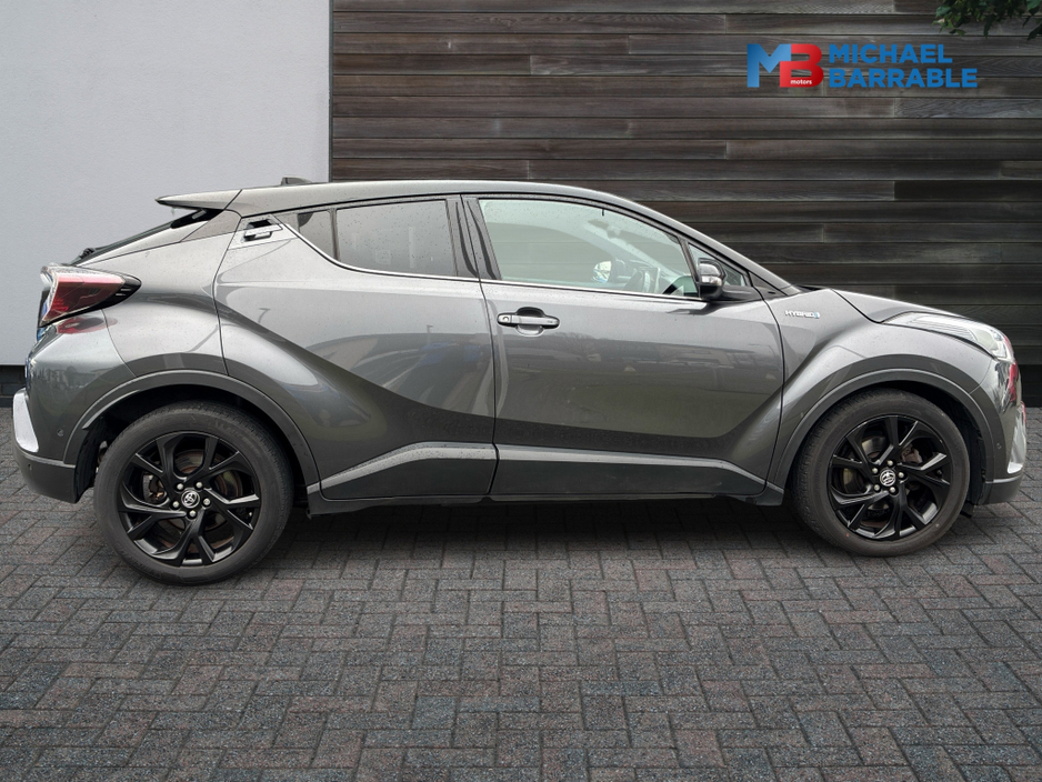 2019 Toyota C-HR - image 4