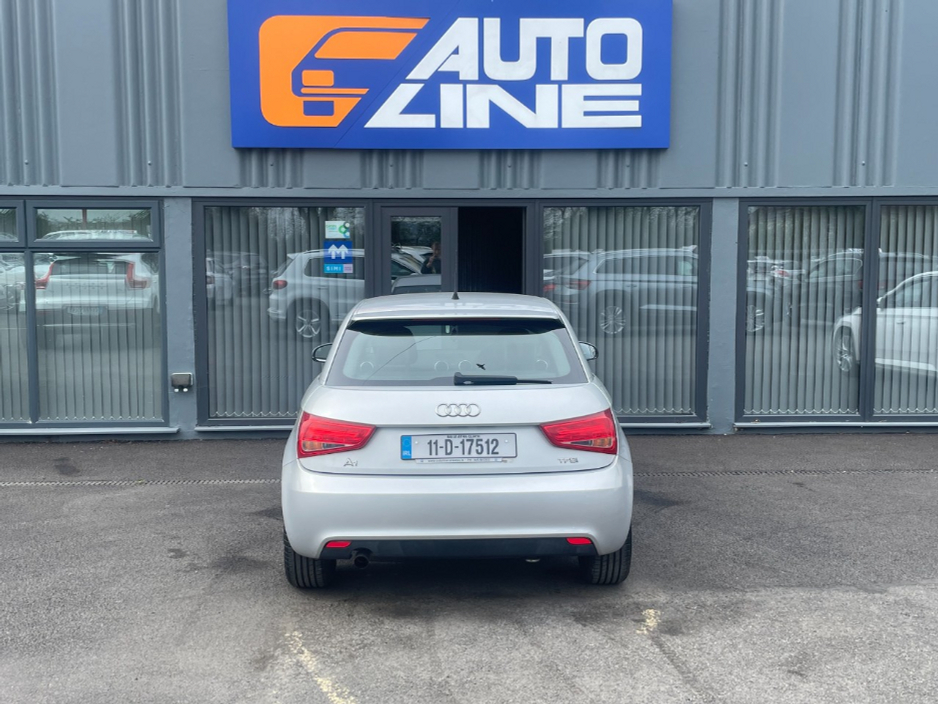 2011 Audi A1 - image 4