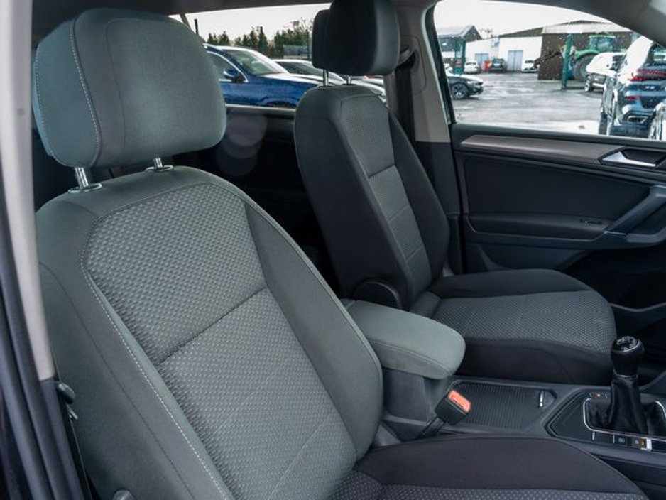 2020 Volkswagen Tiguan Allspace - image 12