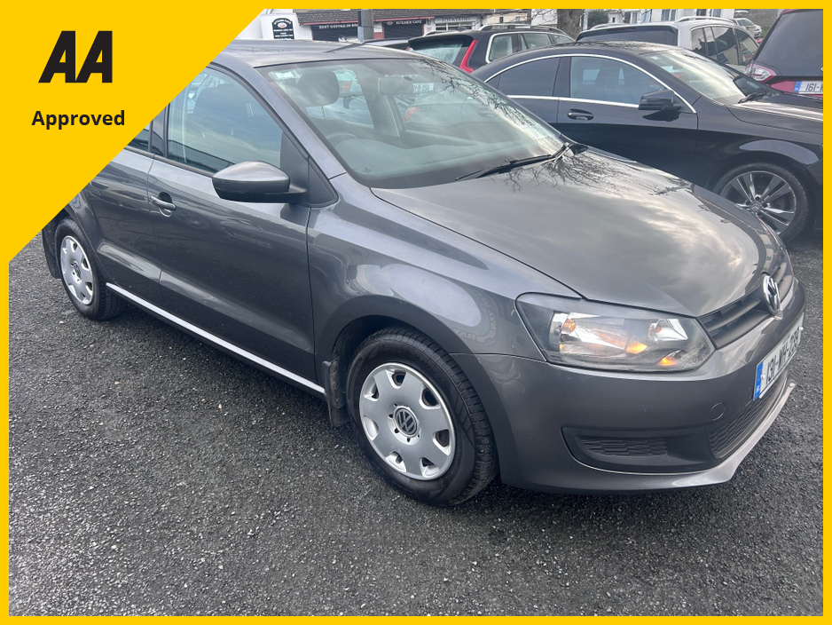 2013 Volkswagen Polo - image 14