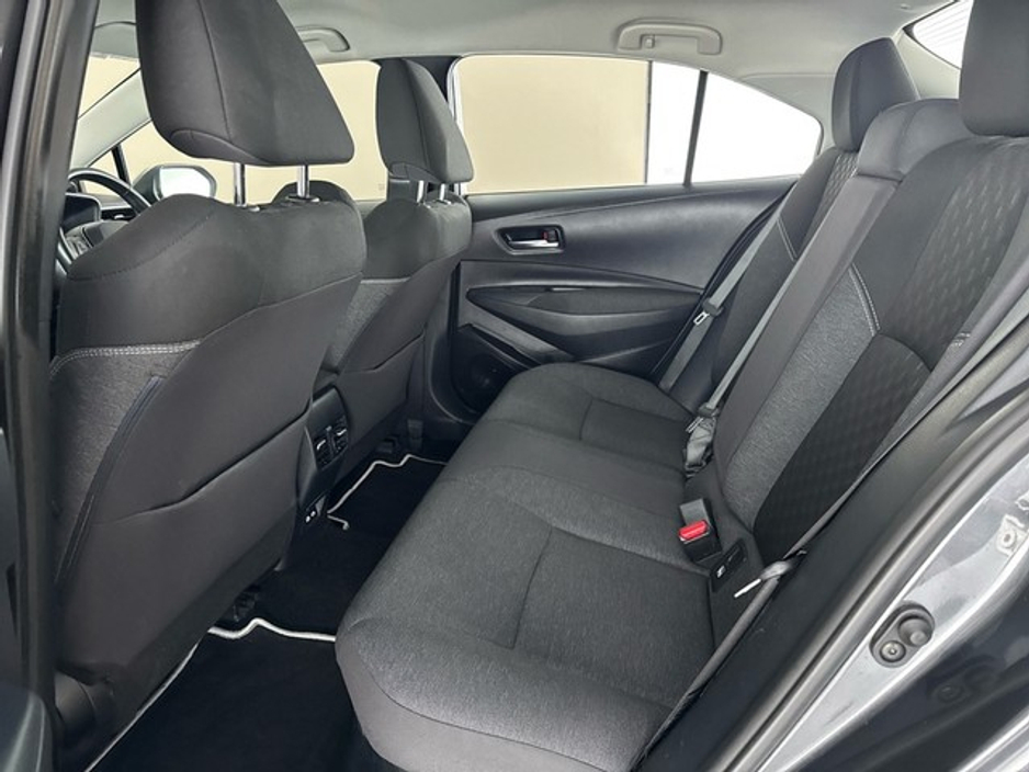 2023 Toyota Corolla HYBRID LUNA SALOON €27,950