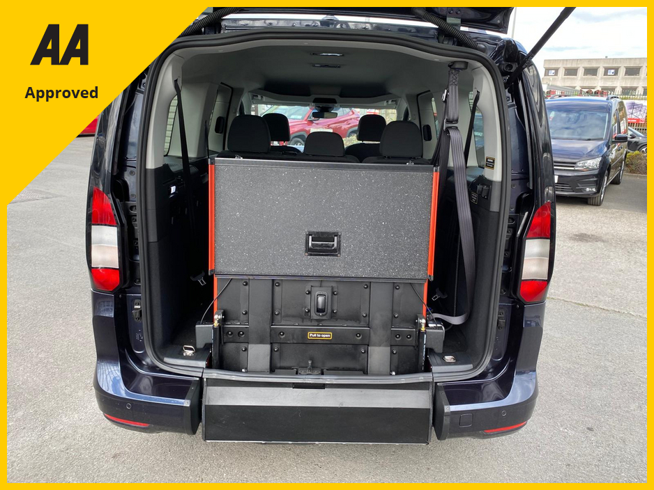 2024 Ford Tourneo Connect - image 7