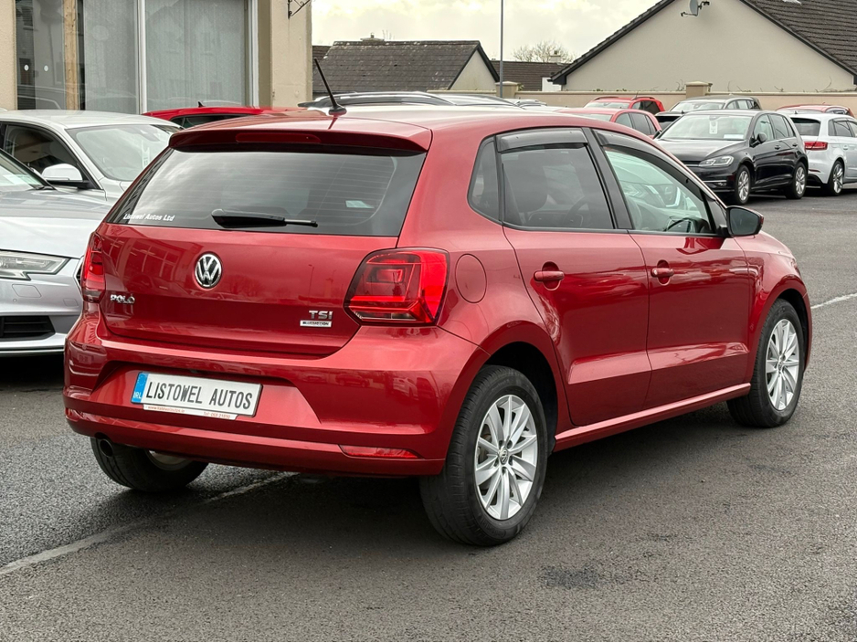 2014 Volkswagen Polo - image 12