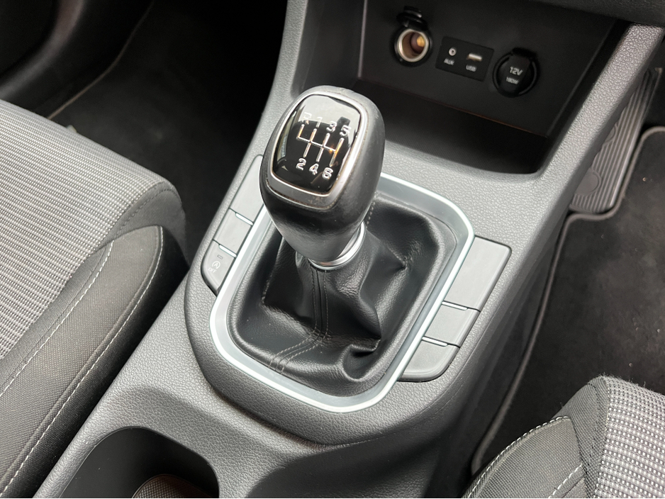 2019 Hyundai i30 - image 15