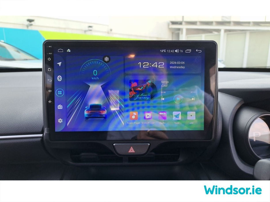 2021 Toyota Yaris Cross - image 17