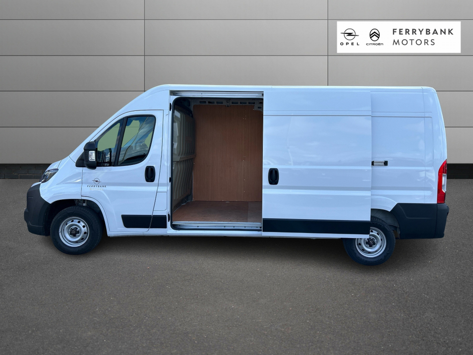 2026 Opel Movano - image 6