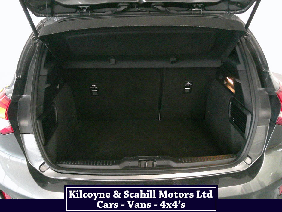 2021 Ford Focus ST-LINE TDCI