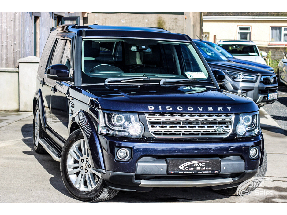 2014 Land Rover Discovery - image 4