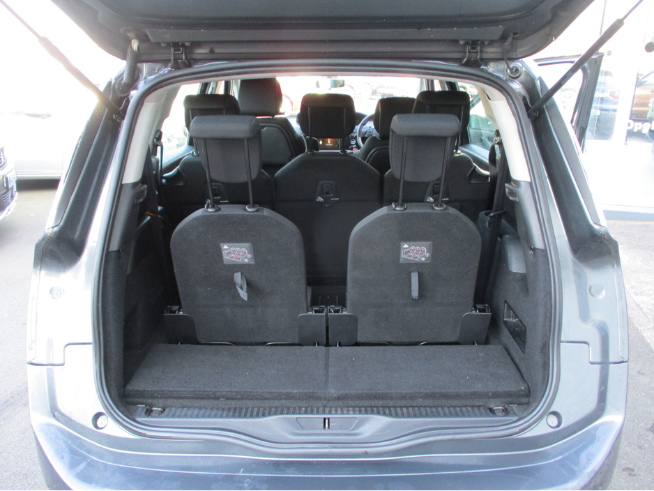 2014 Citroen Grand C4 Picasso - image 14