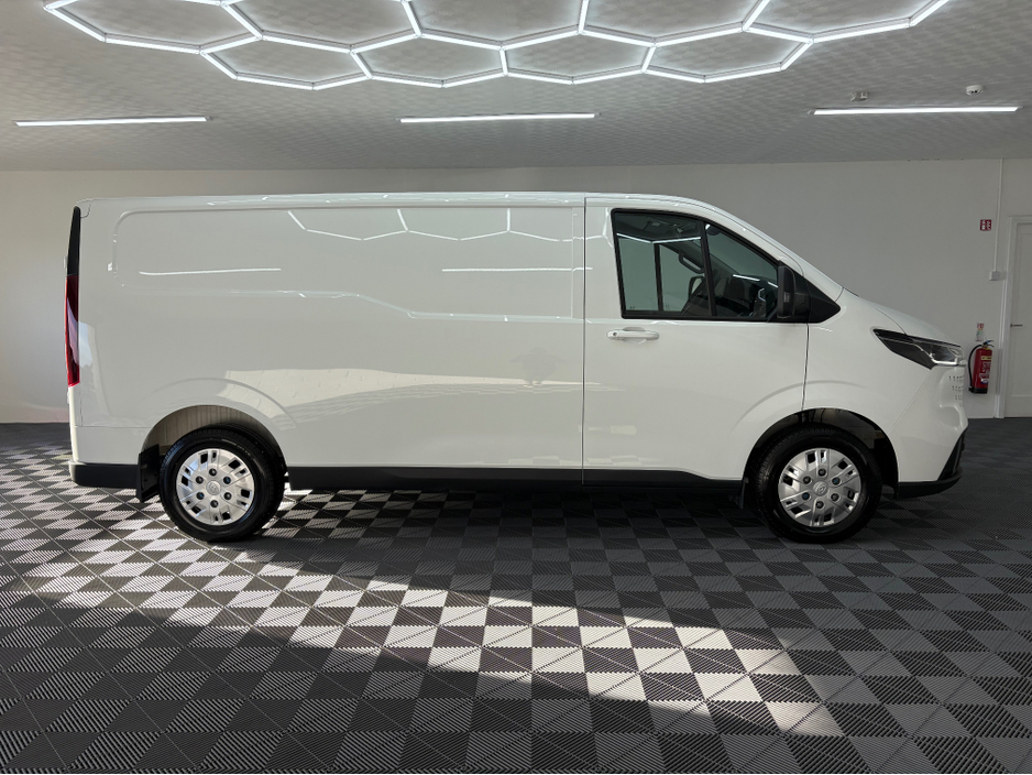 2025 Maxus Deliver 7 L2H1 2.0D 150bhp €25,950