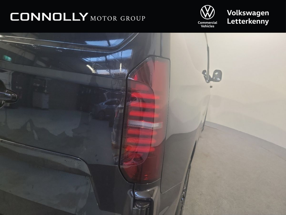 2026 Volkswagen Transporter - image 12