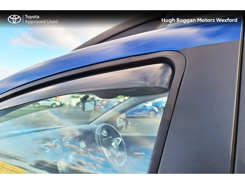 2022 Dacia Duster 4 WHEEL DRIVE! PRESTIGE BLUE DCI 115 4 4X4 5DR €21,995