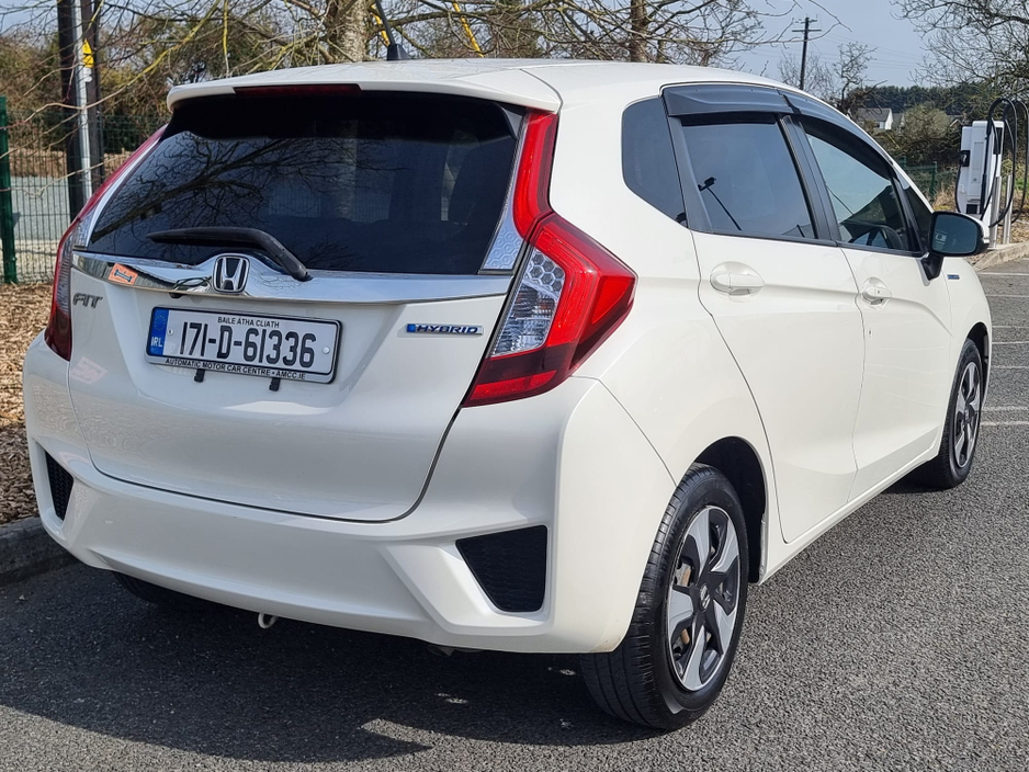 2017 Honda Fit - image 13